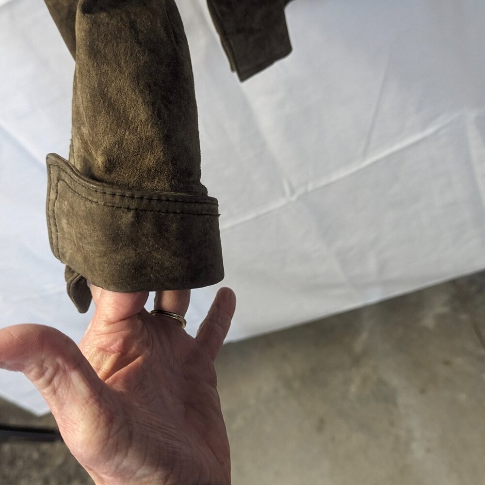 Coldwater Creek Size Medium Distressed Suede Jacket in Brown - Picture 8 of 12